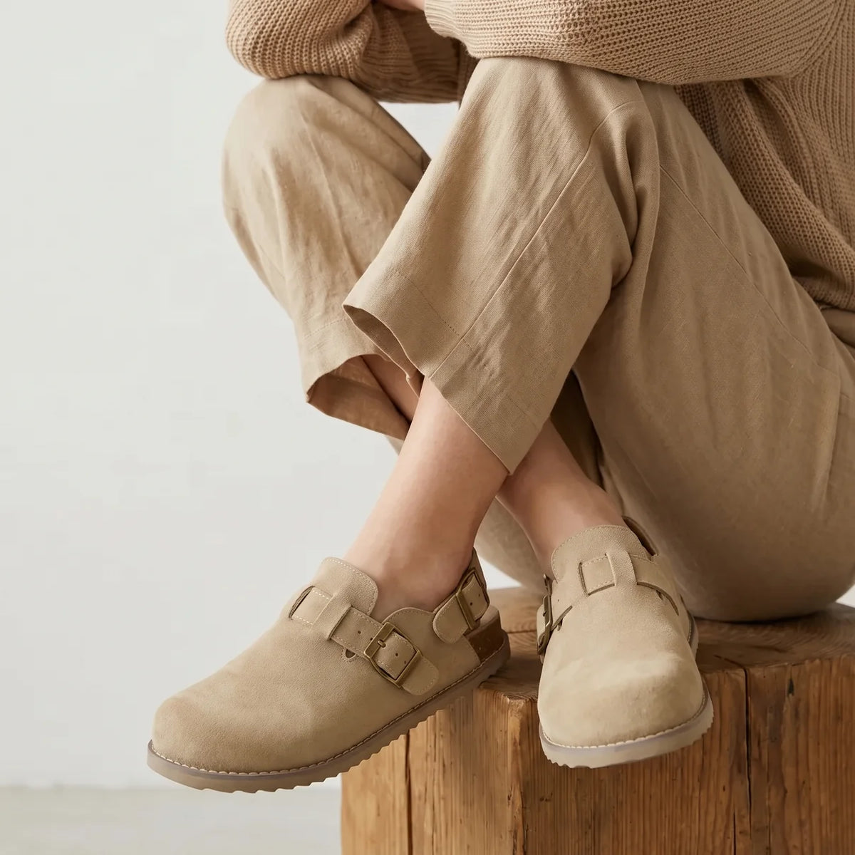 Cushionaire Brooklyn Clogs